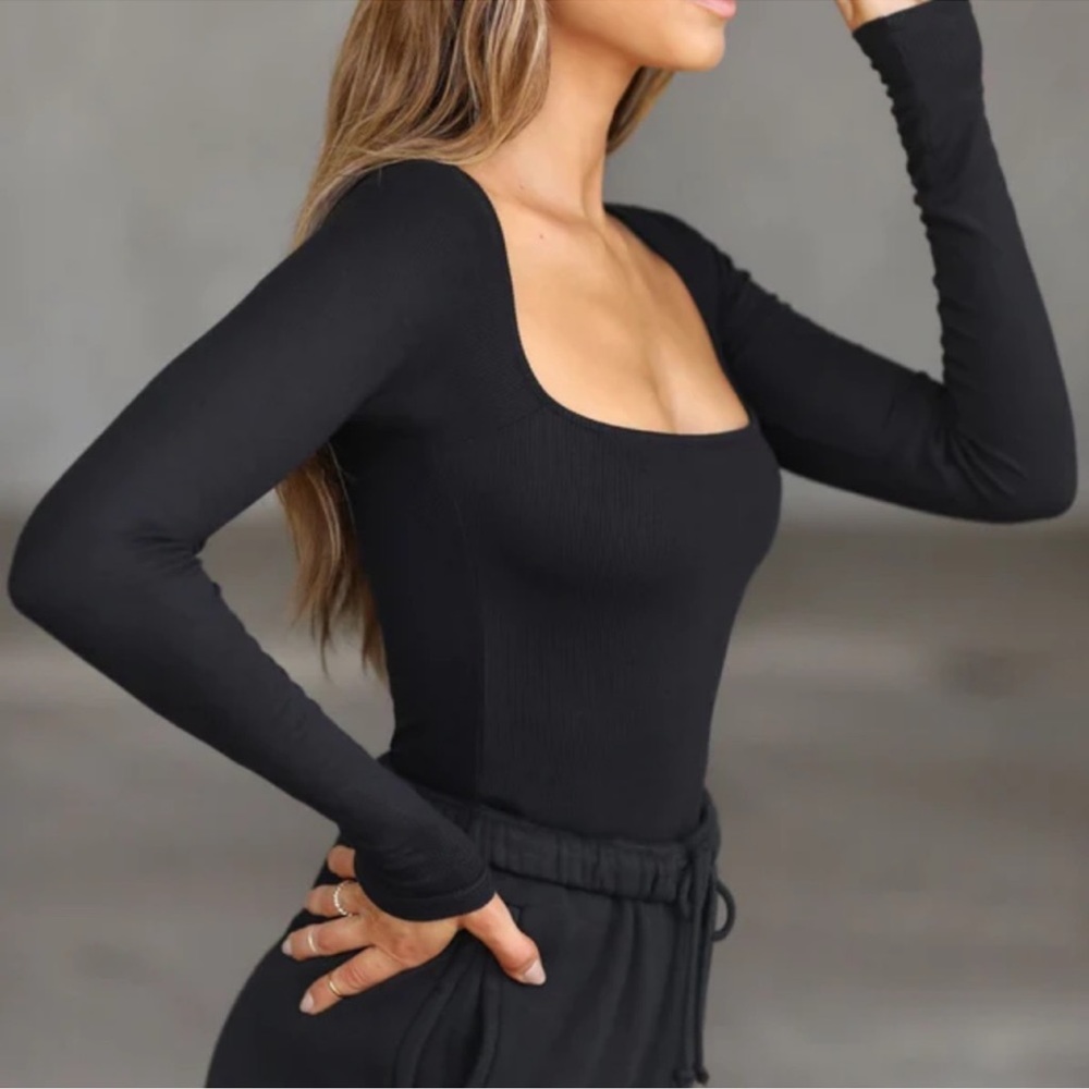 joah brown // square neck long sleeve